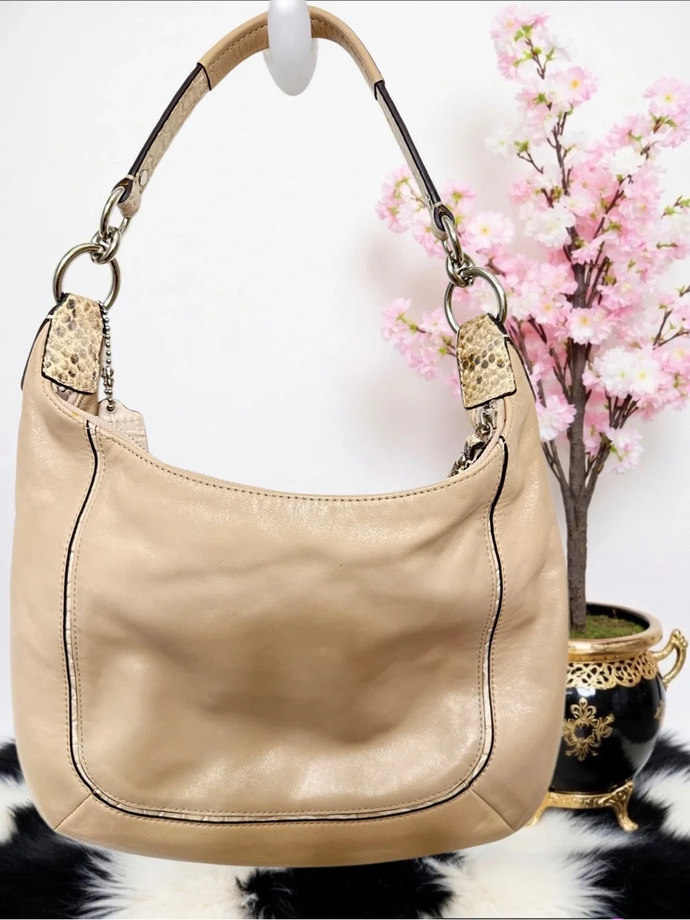 COACH KRISTIN SPECTATOR LEATHER HOBO NWOT